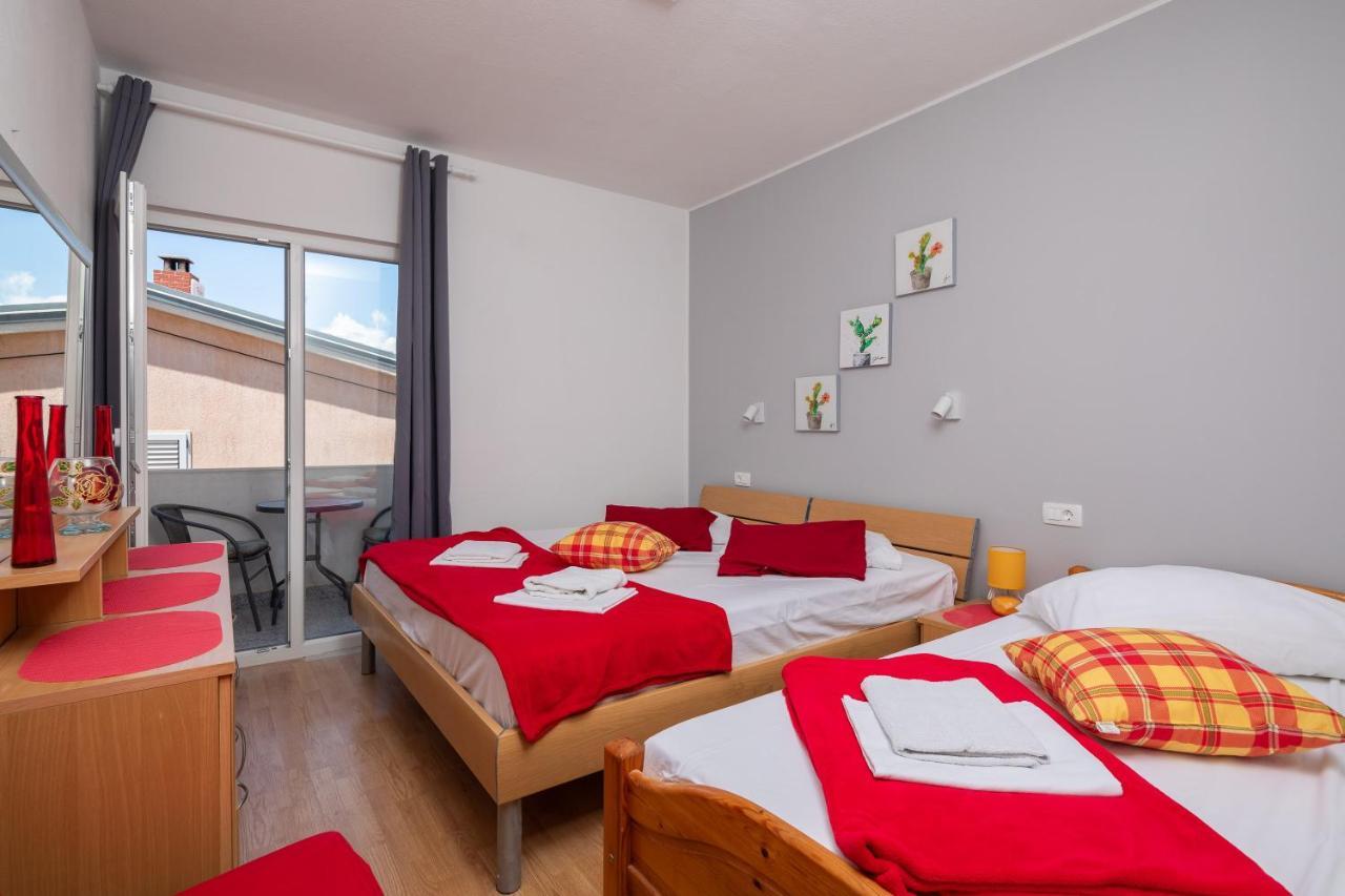 Beach Apartments Borovina Stanici Exterior photo