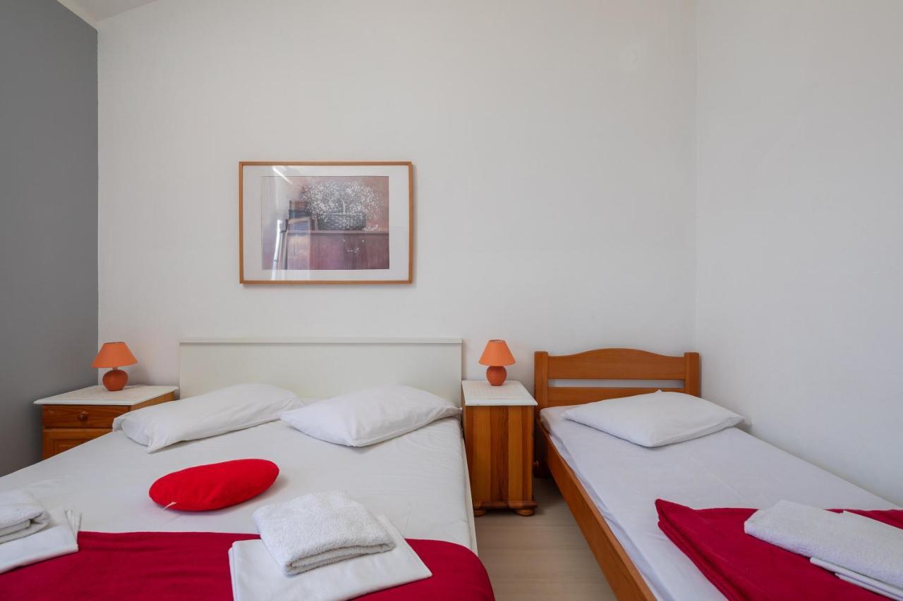 Beach Apartments Borovina Stanici Exterior photo