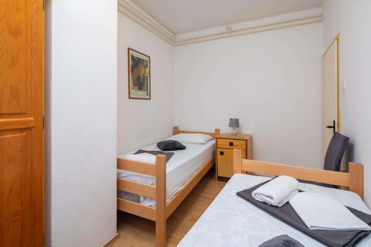 Beach Apartments Borovina Stanici Exterior photo